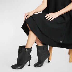 Loewe Retail-$2200 Toy Panta Stiletto Ankle Booties in Black Nappa sz 38